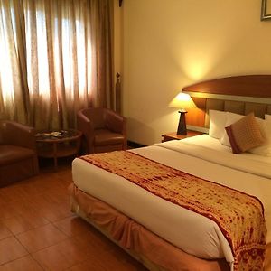 Blue Atlantic International Hotel